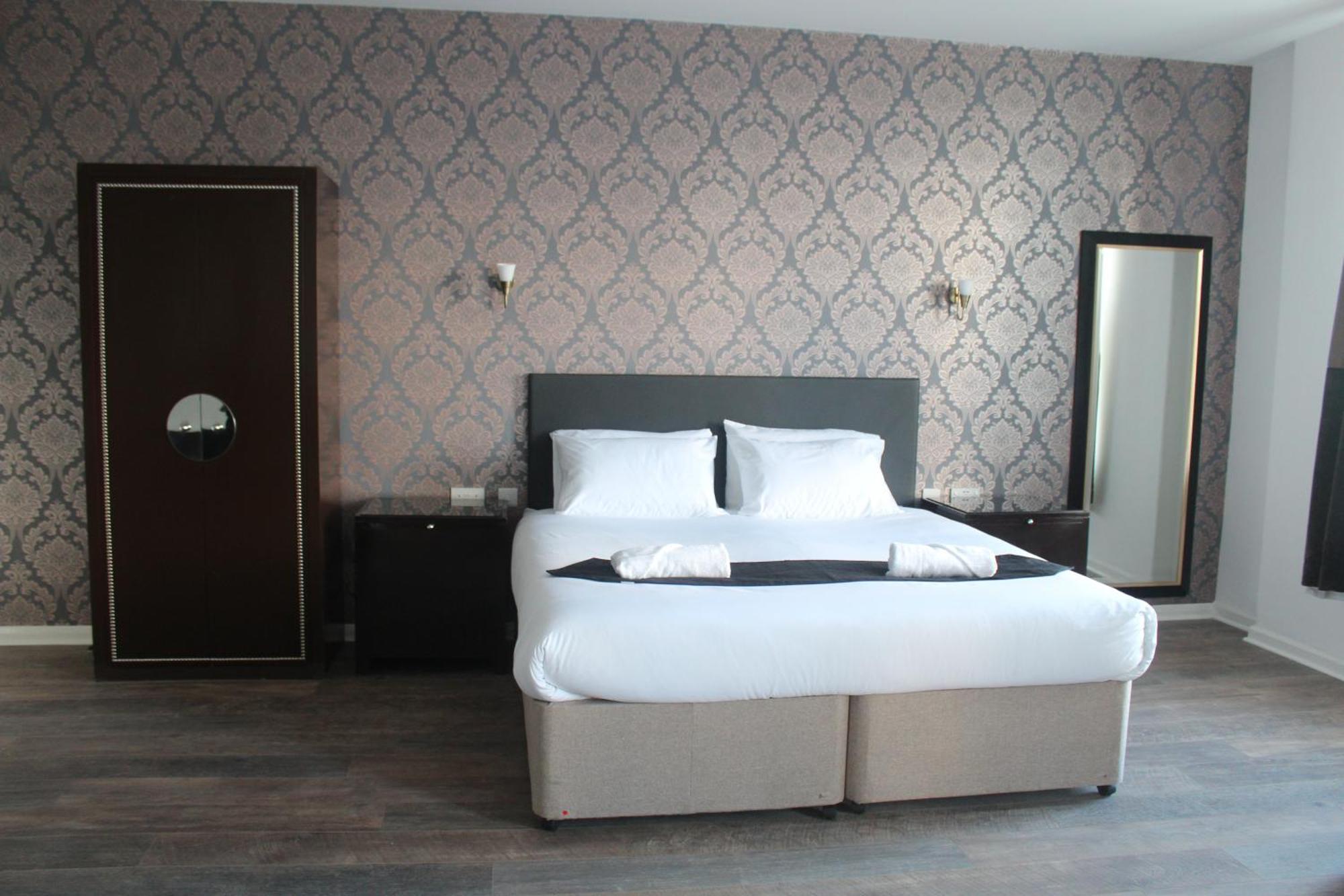 Park Hotel & Apartments 赫尔河畔京士顿 外观 照片